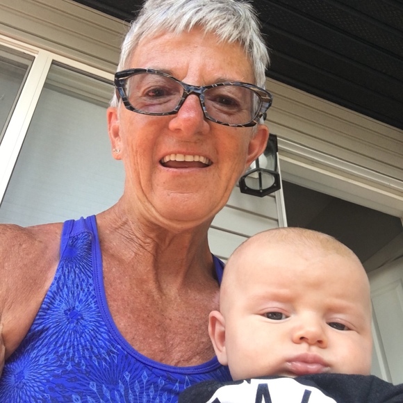 Meet your Posher, Shelley - Picture 1 of 1